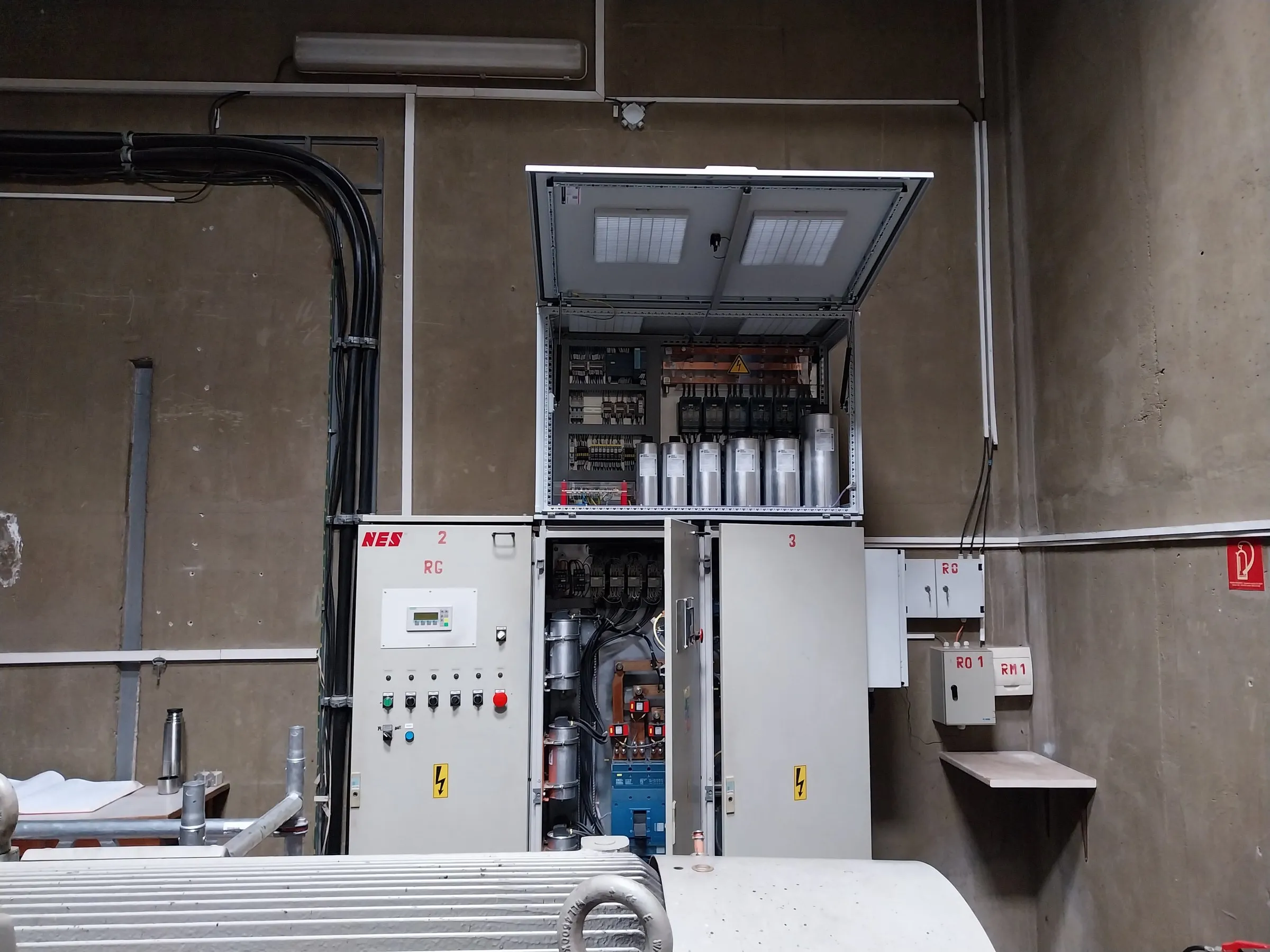 Kompenzácia účinníka malej vodnej elektrárne — 1